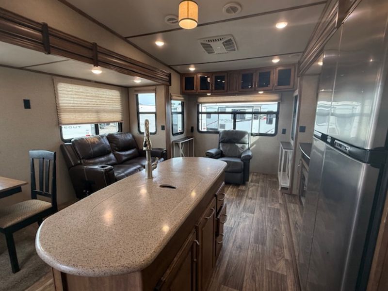 2018 Keystone Laredo 358BP - Image 4