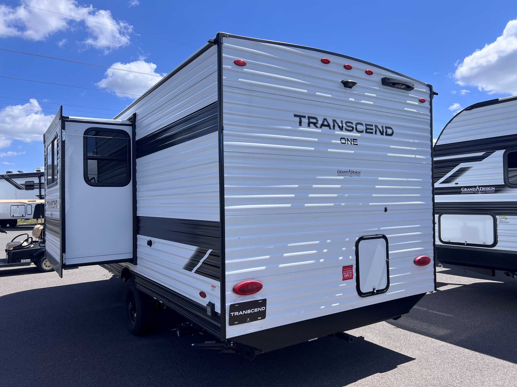 2027 Grand Design Transcend ONE 161BH - Image 4