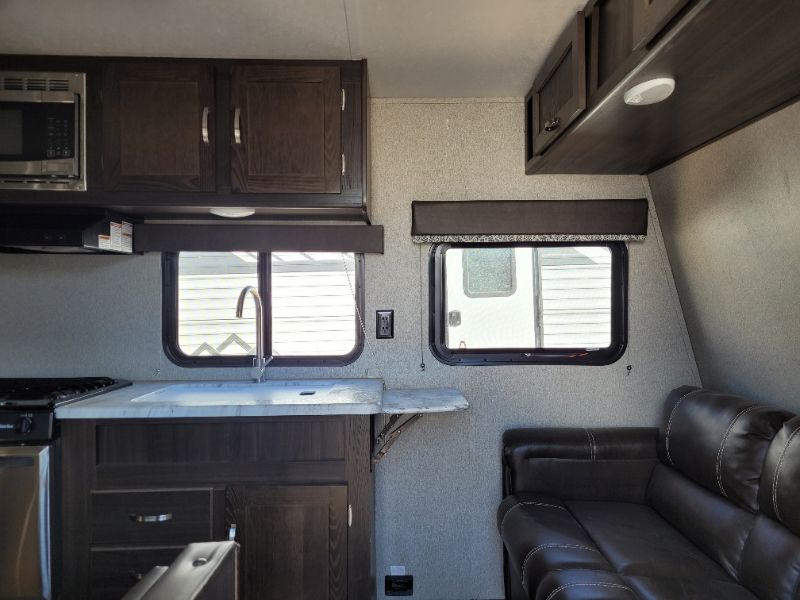 2019 Keystone Springdale West 189FLWE - Image 5