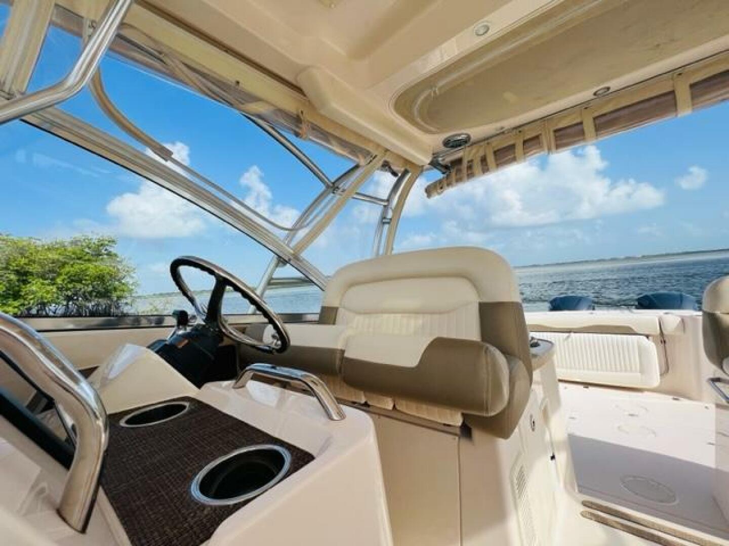 2014 Grady-White Freedom 335 - Image 26