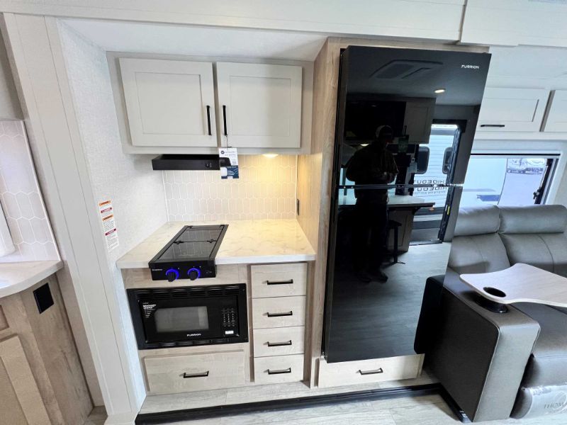 2027 Ember RV Touring Edition 2300MLL - Image 12