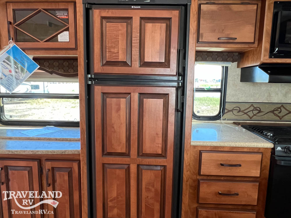 2012 KEYSTONE LAREDO HANDYMAN SPECIAL 295RK - Image 10
