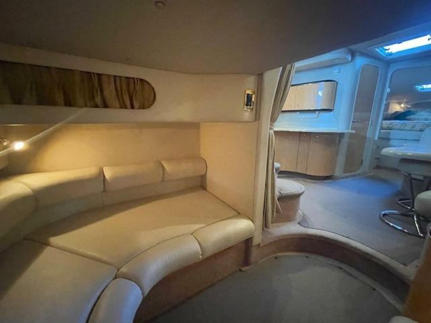 1998 Sea Ray 370 Sundancer - Image 36