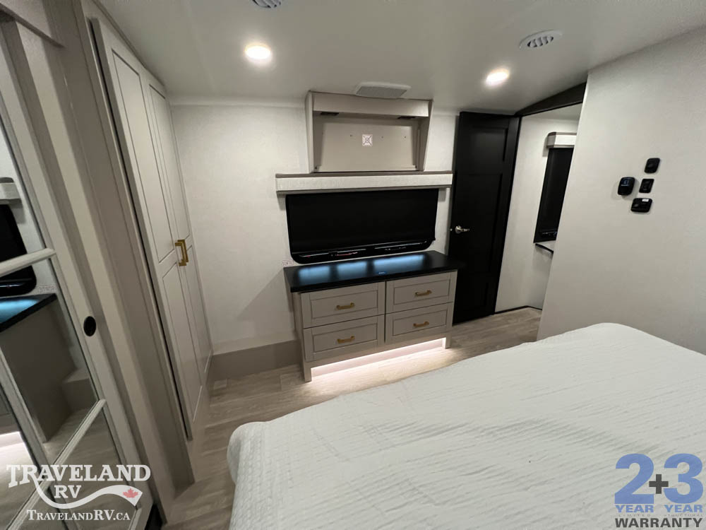 2027 Jayco North Point 365RKTS - Image 29