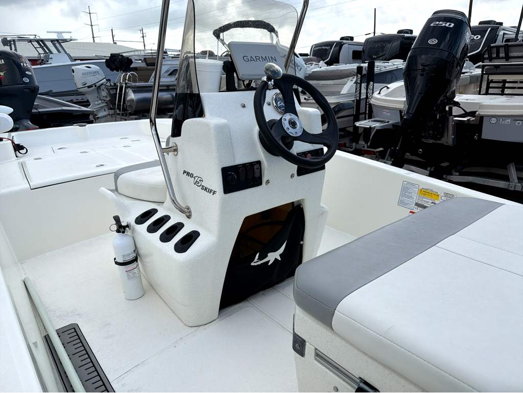 2024 MAKO 2024 PROSKIFF15 - Image 4