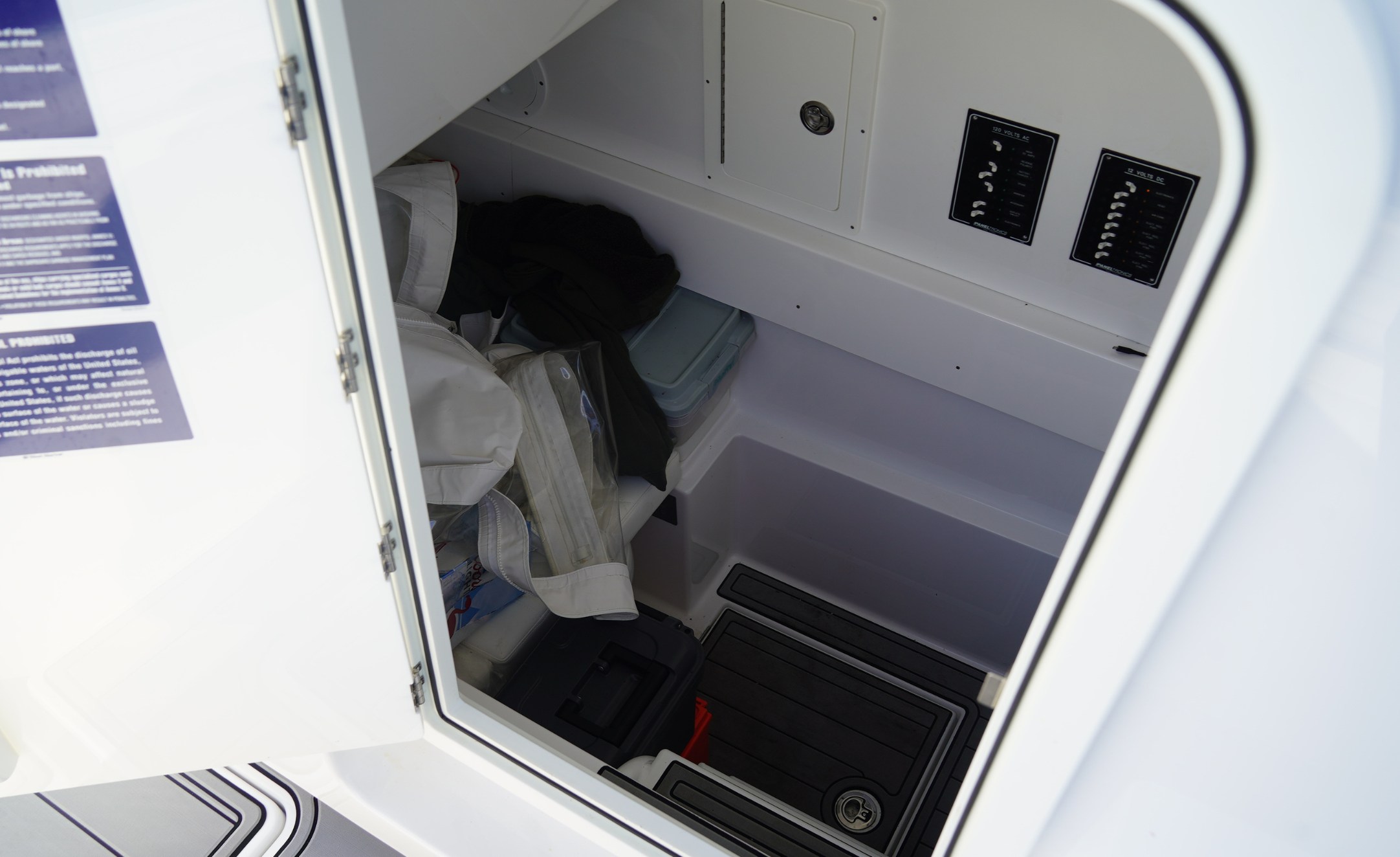 2024 ONSLOW BAY 37TE - Image 28