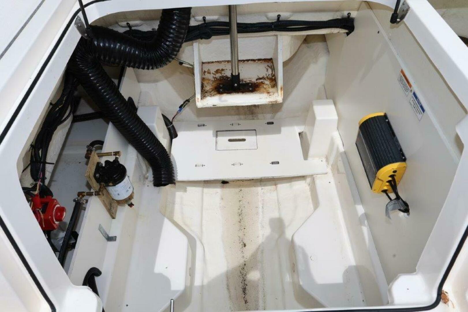 2019 Bayliner VR5 Bowrider OB - Image 5
