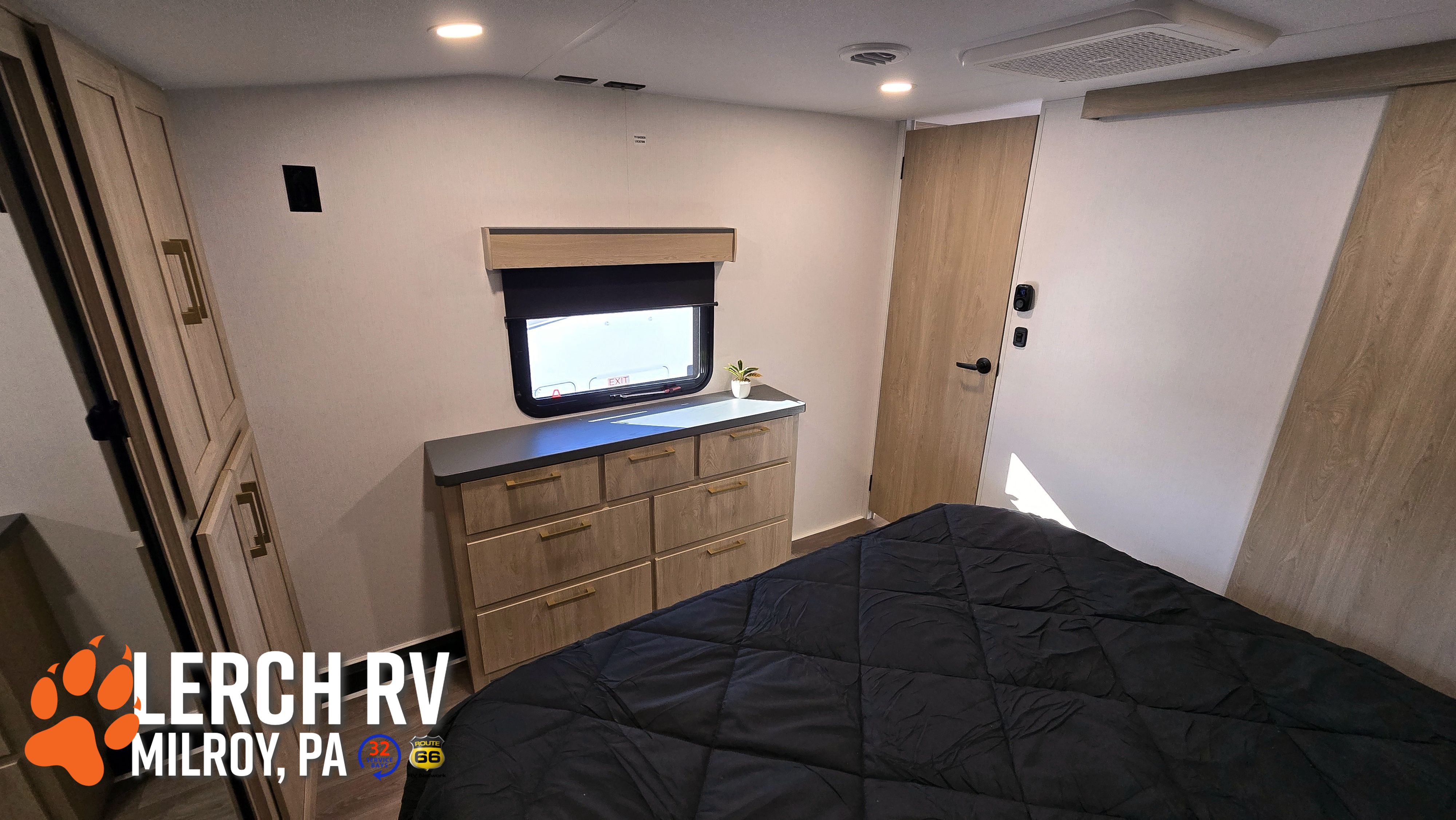 2026 KZ RV Ridgeway 35BH - Image 35