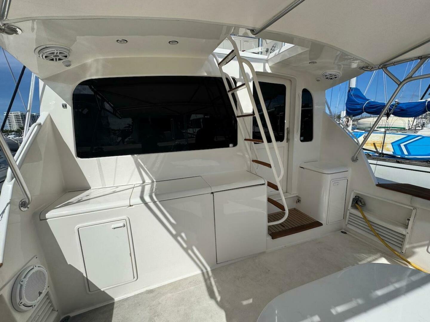 2000 Ocean Yachts 48 Convertible - Image 14