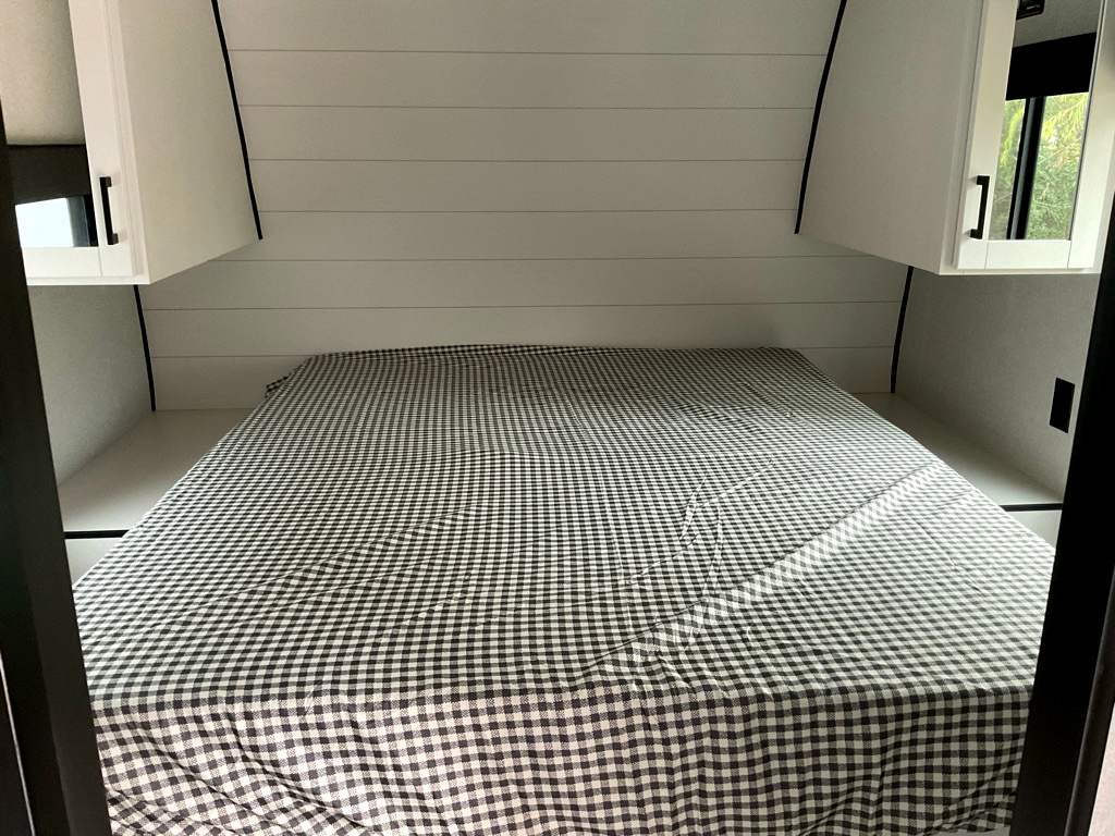 2026 Jayco Jay Flight SLX 380DQS - Image 12