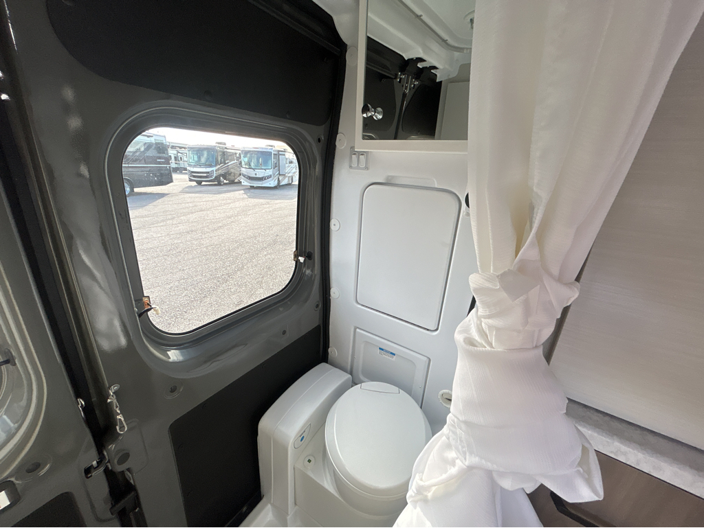 2026 THOR MOTOR COACH SCOPE 18MS - Image 12