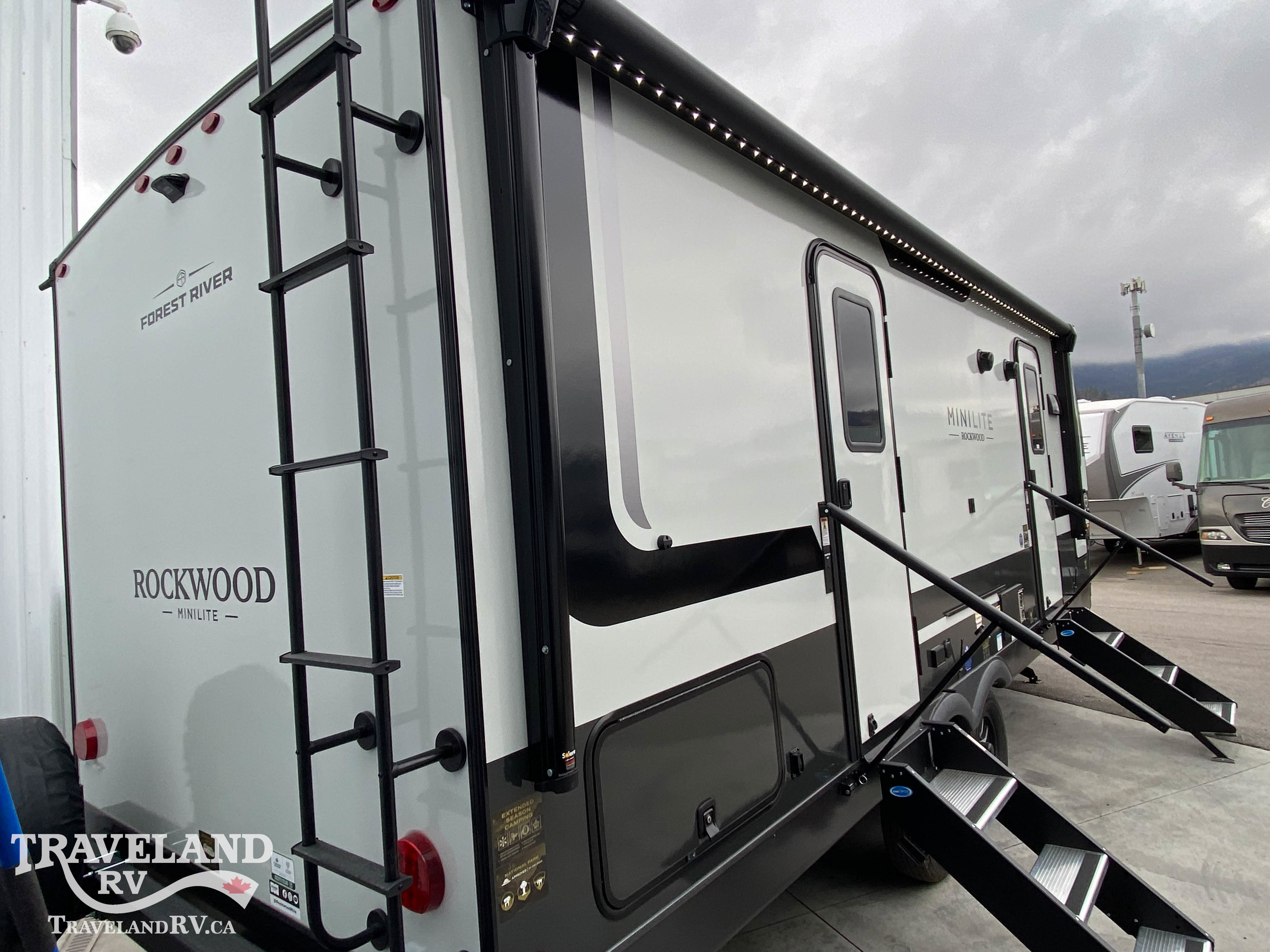 2026 Forest River Rockwood Mini Lite 2506FK - Image 5