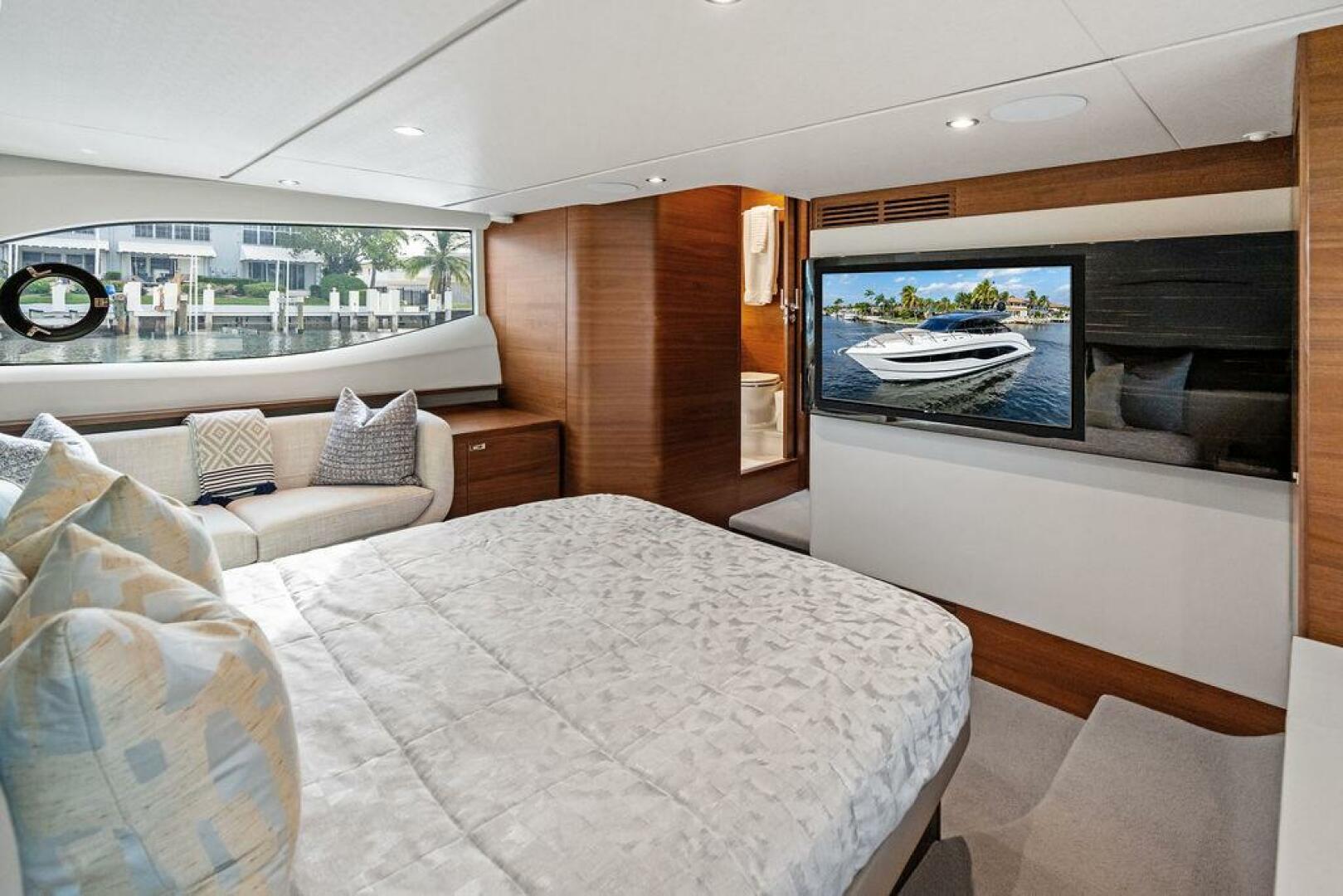 2021 Princess V55 - Image 32