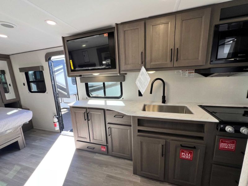 2026 Grand Design Transcend XPLOR 20MKX - Image 8