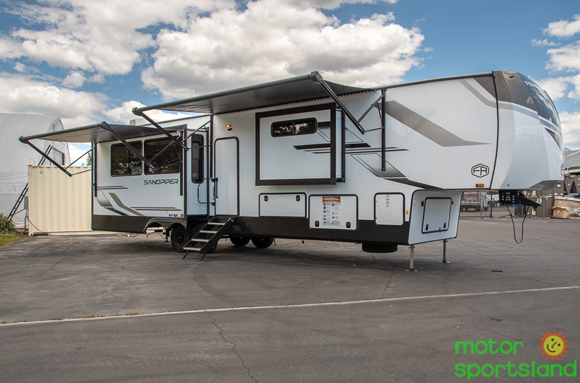 2026 Forest River Sandpiper 3800RK - Image 40