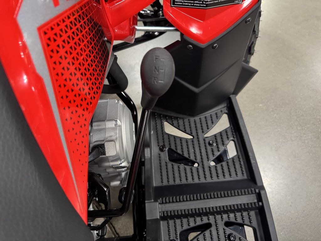 2026 Polaris® Outlaw 110 EFI - Image 6