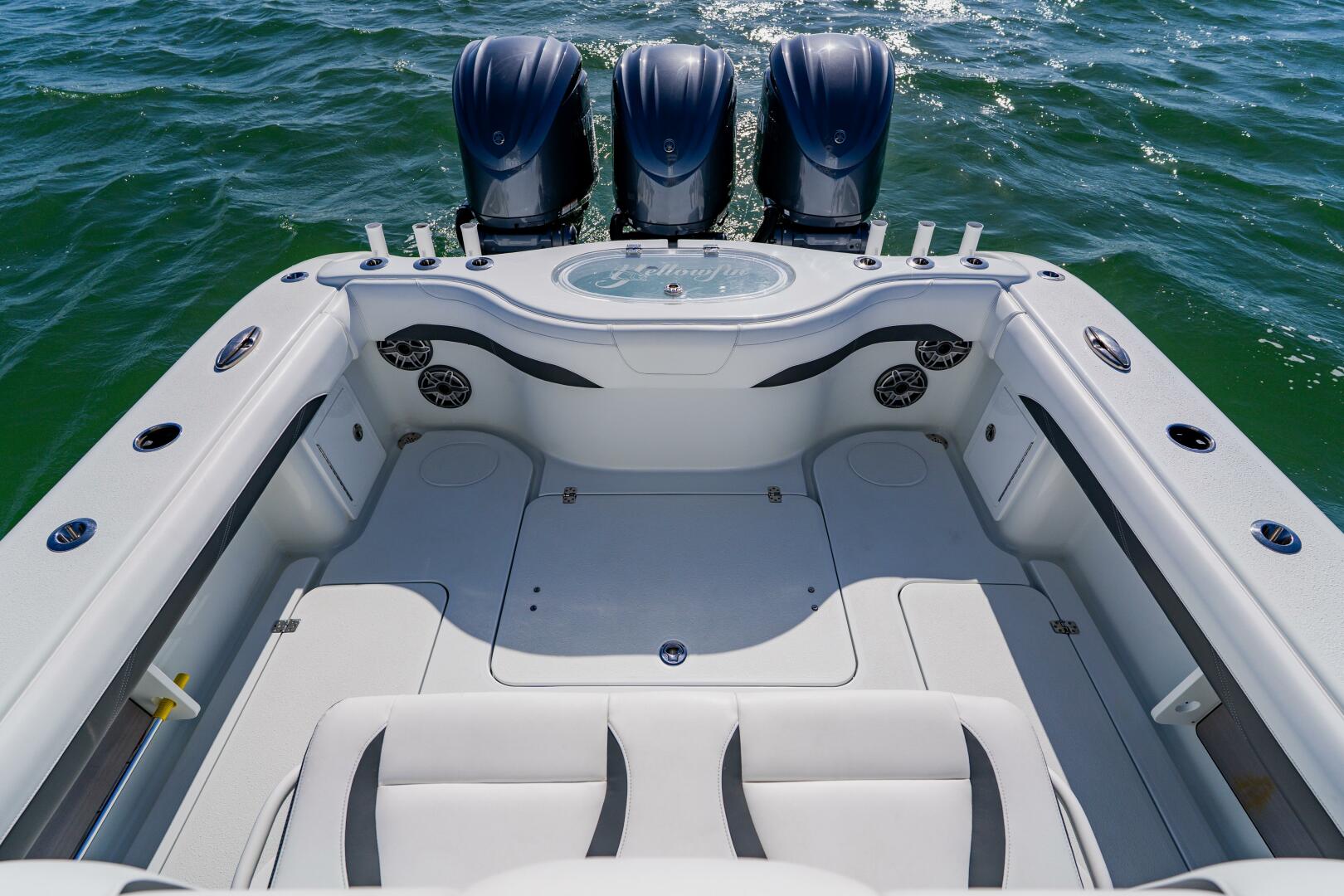 2025 Yellowfin 36 Offshore - Image 43