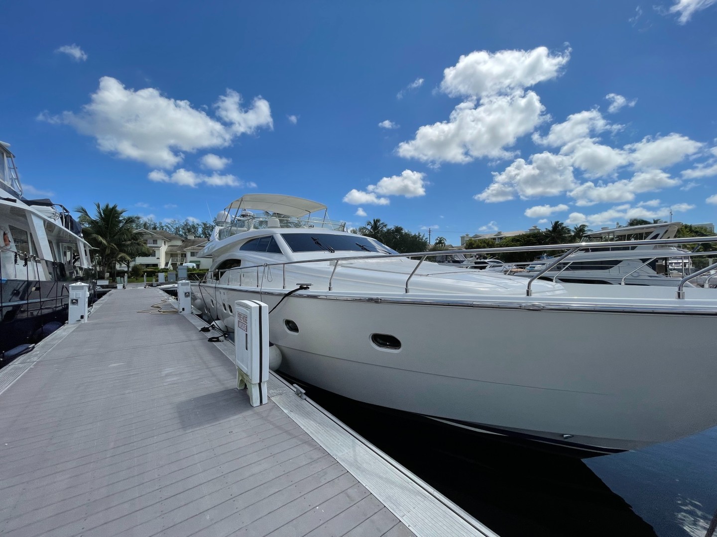 2001 Ferretti Yachts 680 - Image 3