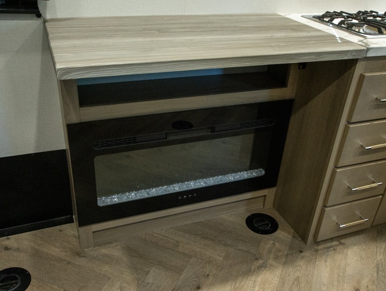 2026 Keystone RV Carbon 321LT - Image 13