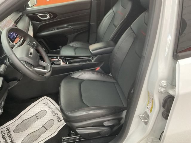 2025 Jeep Compass Trailhawk 4x4 - Image 16