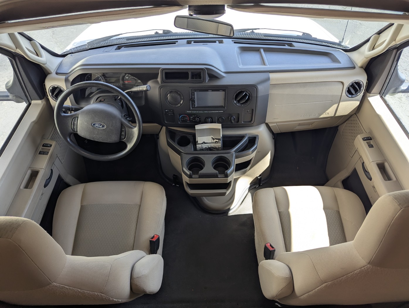 2020 Coachmen Leprechaun 260RS - Image 11