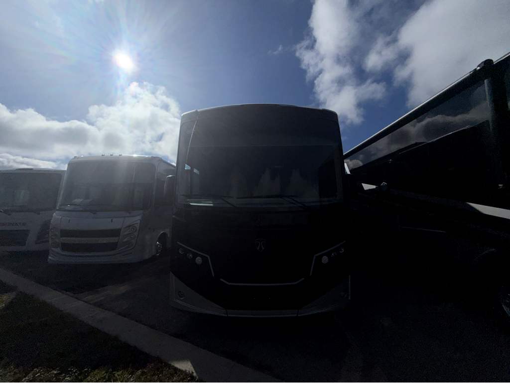 2026 THOR MOTOR COACH PALAZZO 33.5 - Image 7