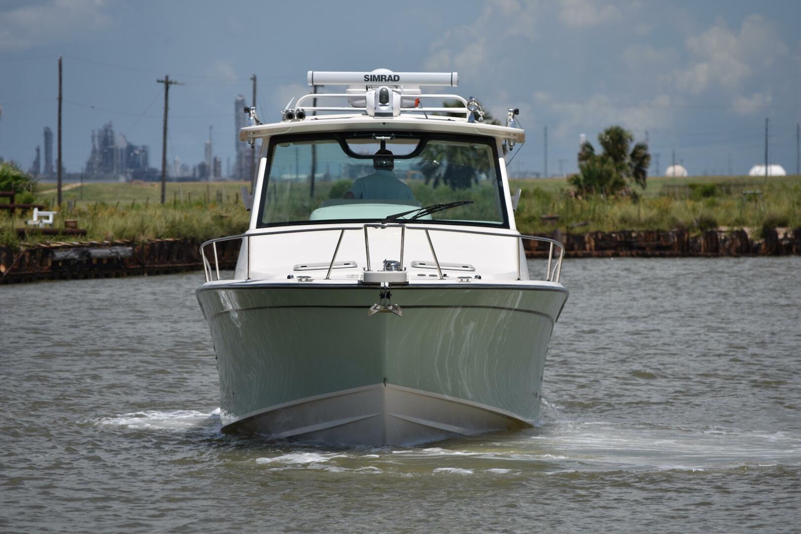 2016 Grady-White 330 Express - Image 61