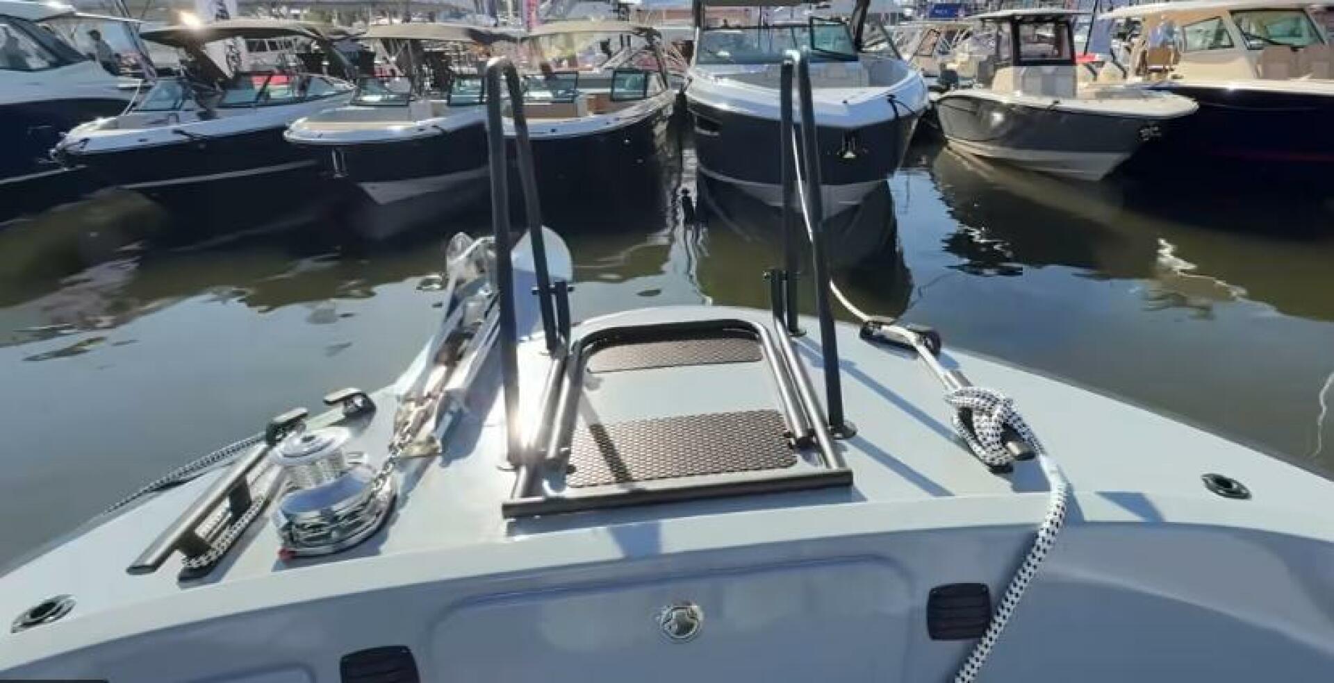 2025 Targa 37 Flybridge - Image 23