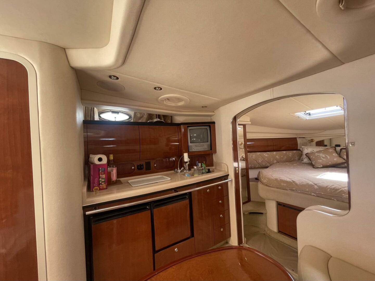 2003 Sea Ray 360 Sundancer - Image 19