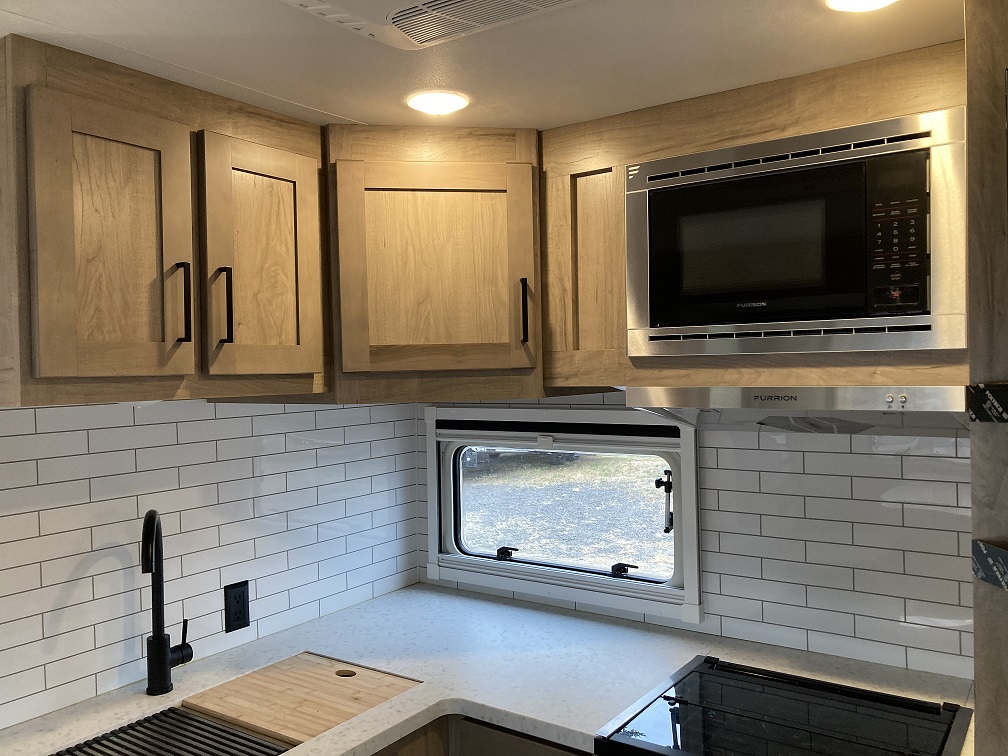 2023 Ember RV Touring Edition 26RB - Image 15