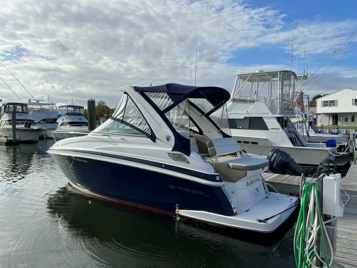 2017 Regal 28 Express - Image 2