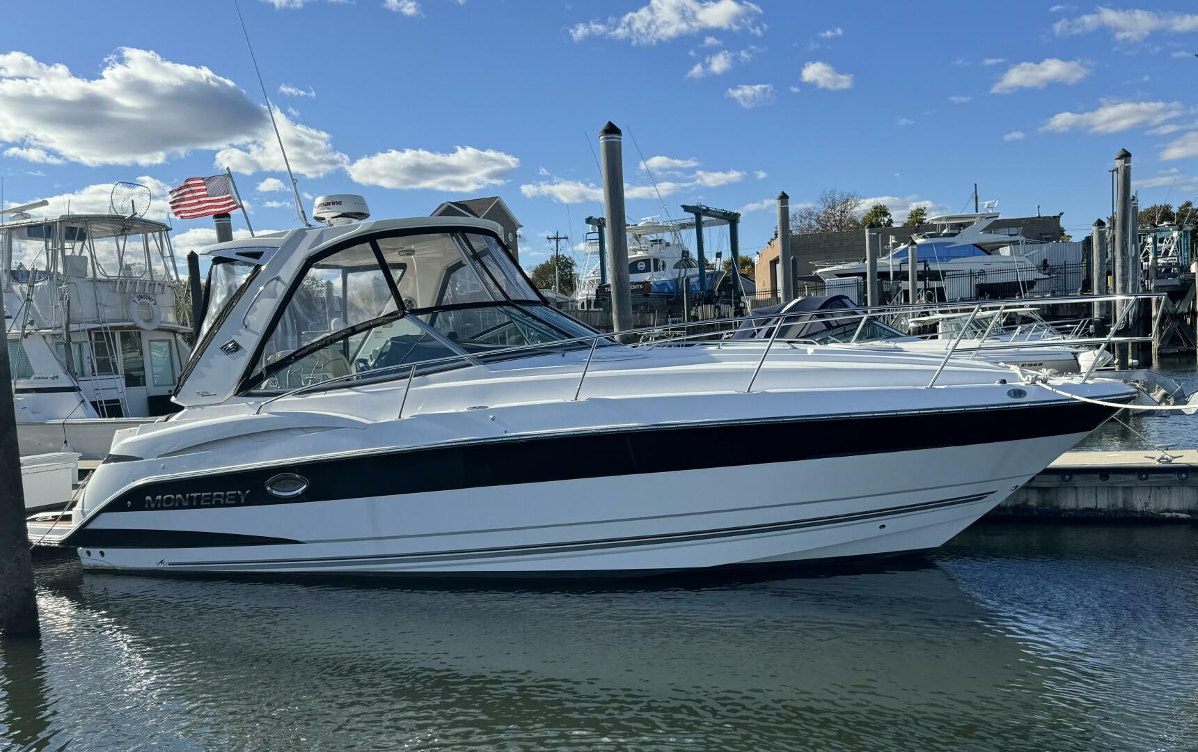 2018 Monterey 335 SY - Image 1