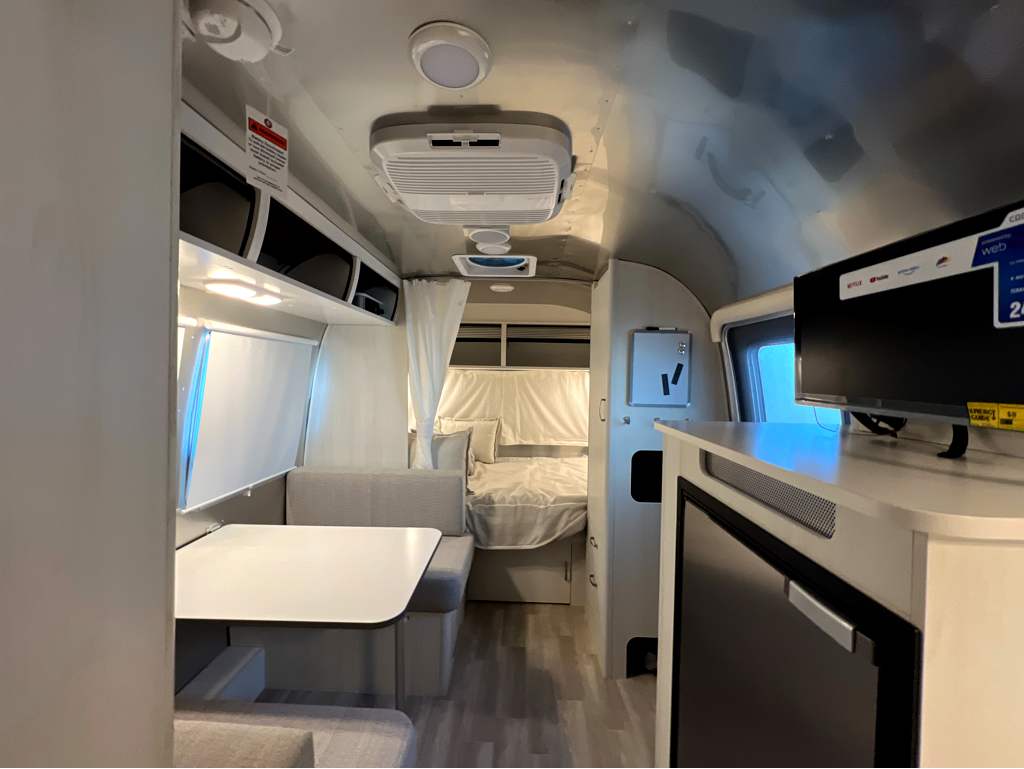 2027 AIRSTREAM BAMBI 20FB - Image 19