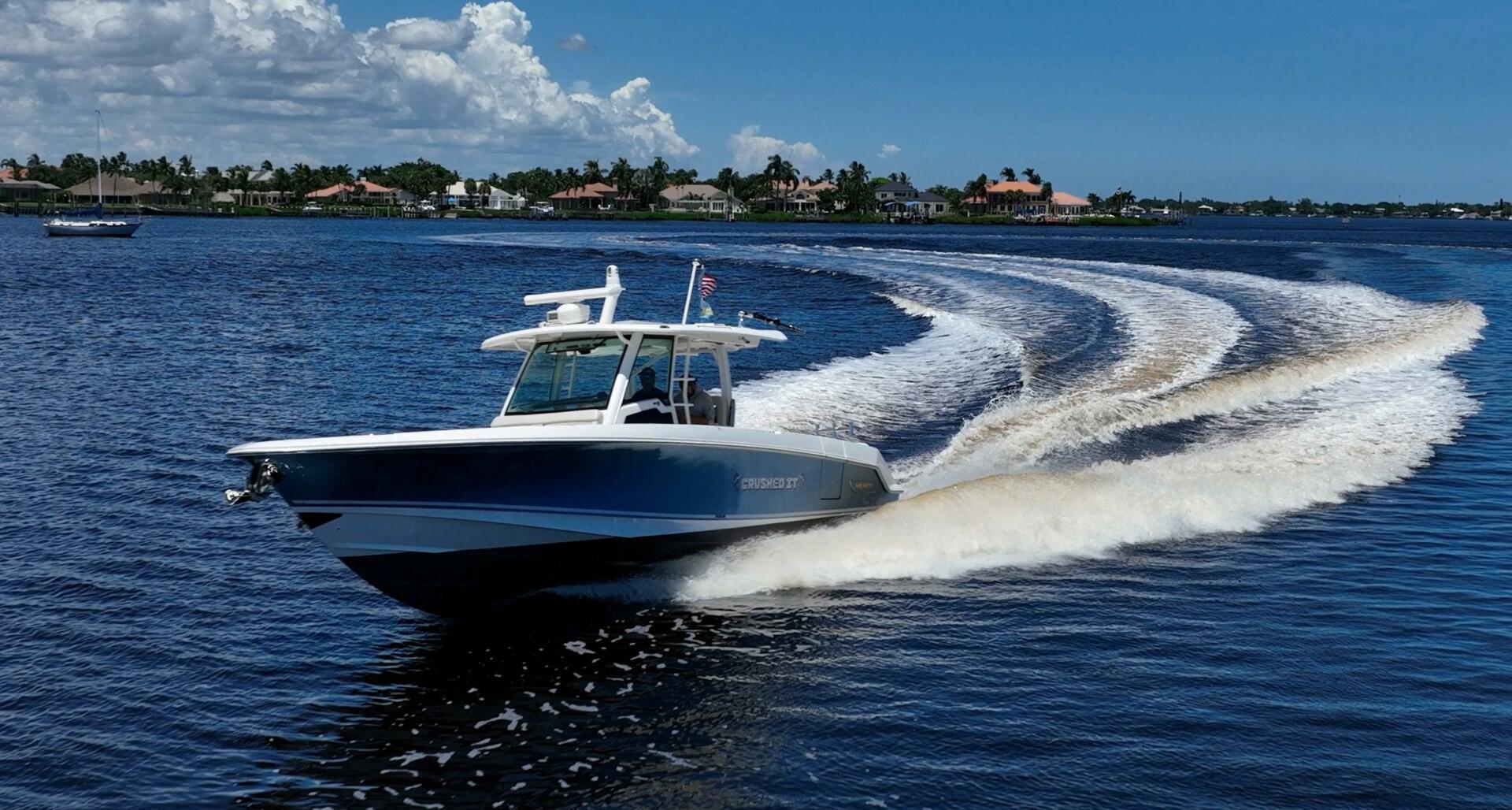 2018 Boston Whaler 380 Outrage - Image 7