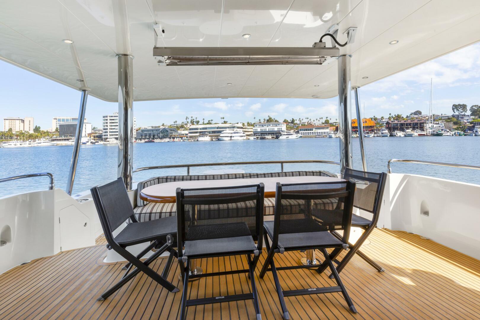 2007 Hampton Cockpit Motoryacht - Image 34