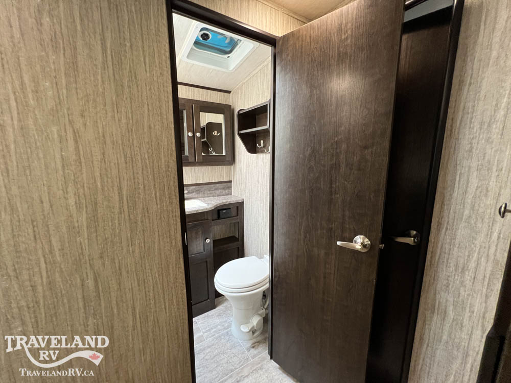 2018 Heartland Sundance XLT SD XLT 291 QB - Image 40