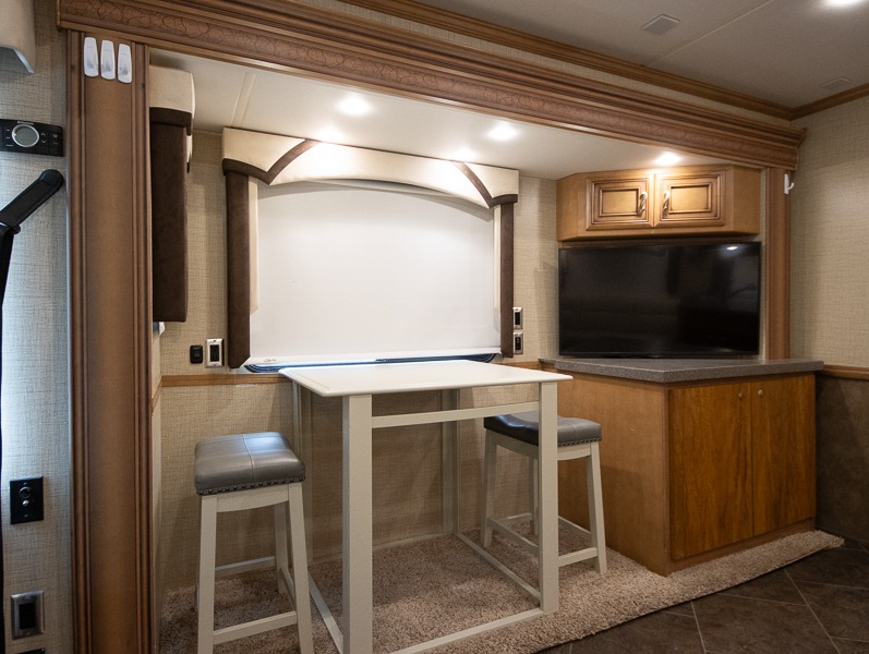 2015 Newmar Ventana 3436 - Image 12