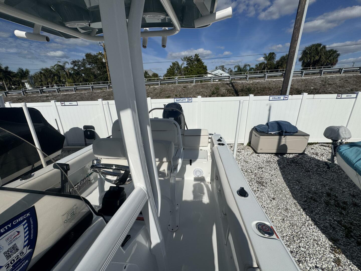 2021 Sea Hunt Ultra 219 - Image 30
