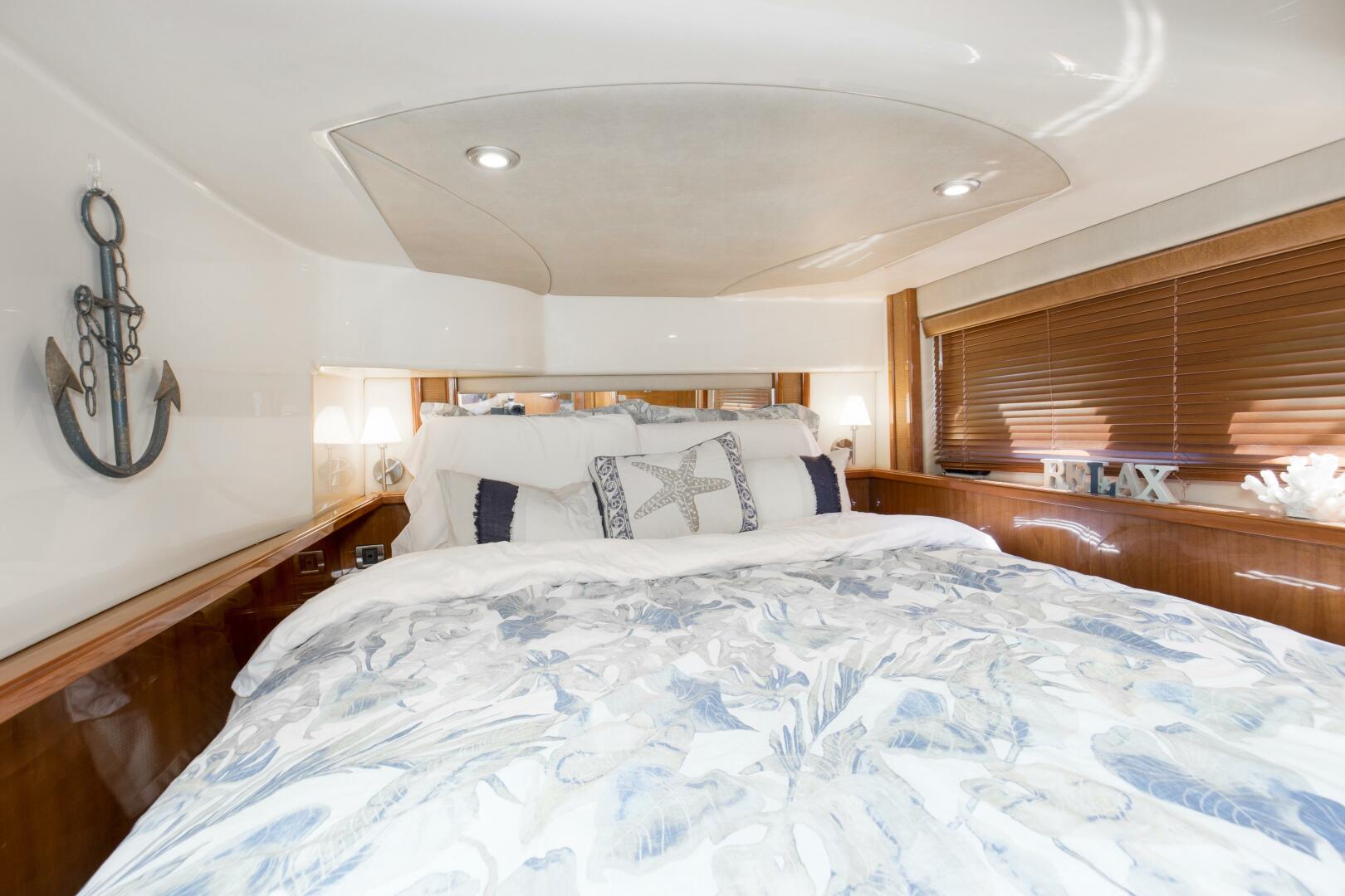 2007 Sea Ray 52 Sedan Bridge - Image 16