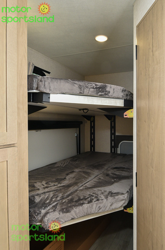 2027 Ember RV E-Series 22ETS - Image 25