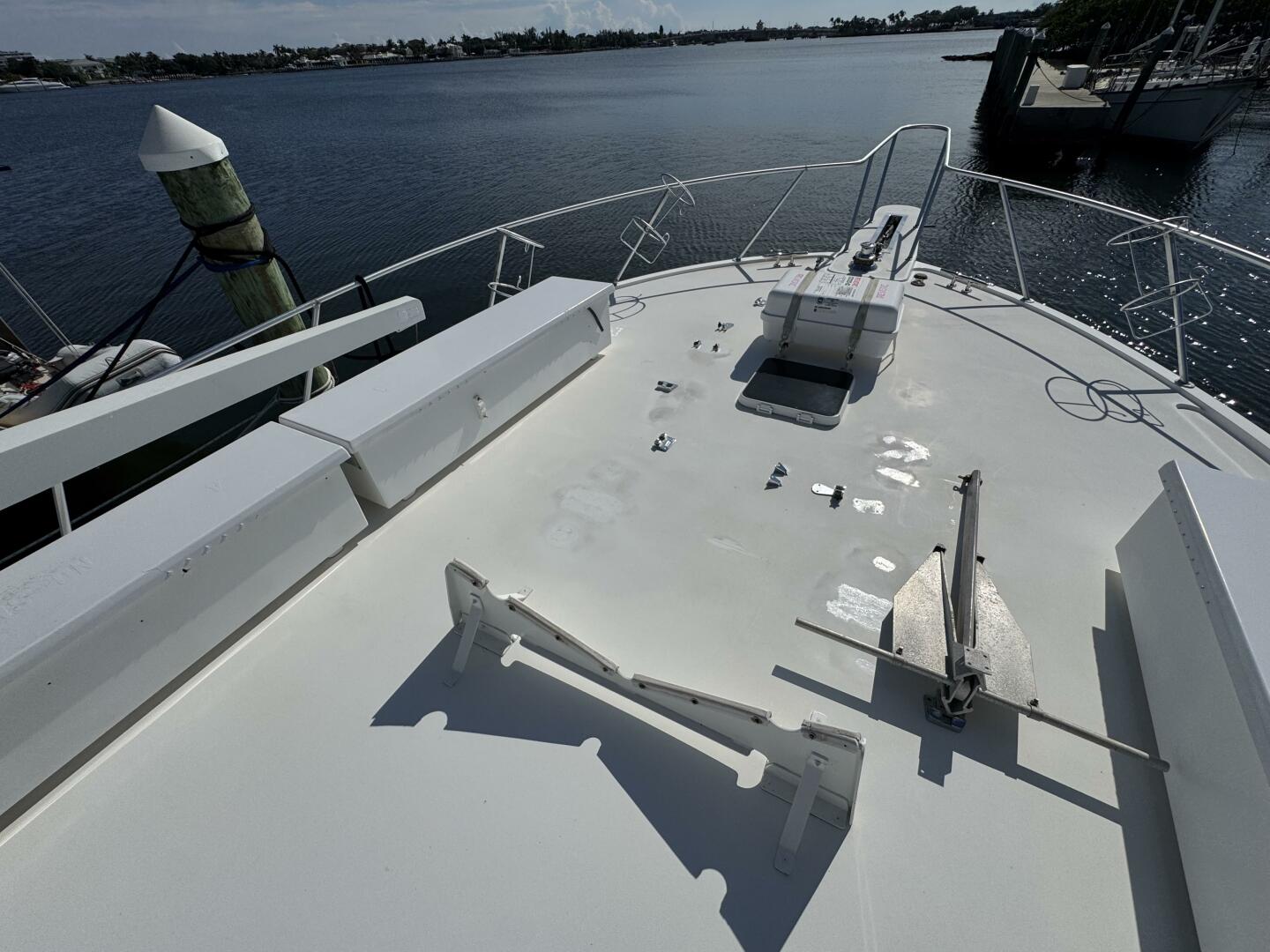 1995 Viking 58 Convertible - Image 75