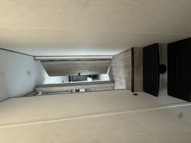 2022 Forest River Cherokee Arctic Wolf 3880 SUITE - Image 30