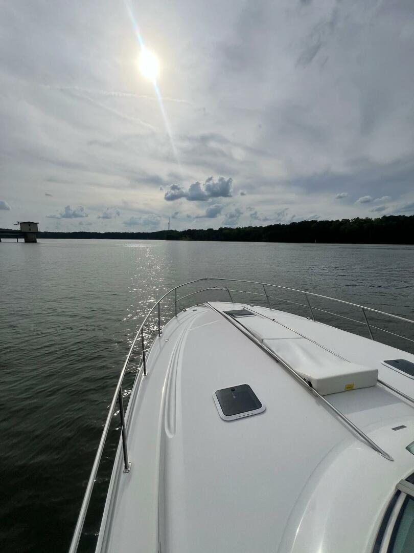 2001 Sea Ray 380 Sundancer - Image 5