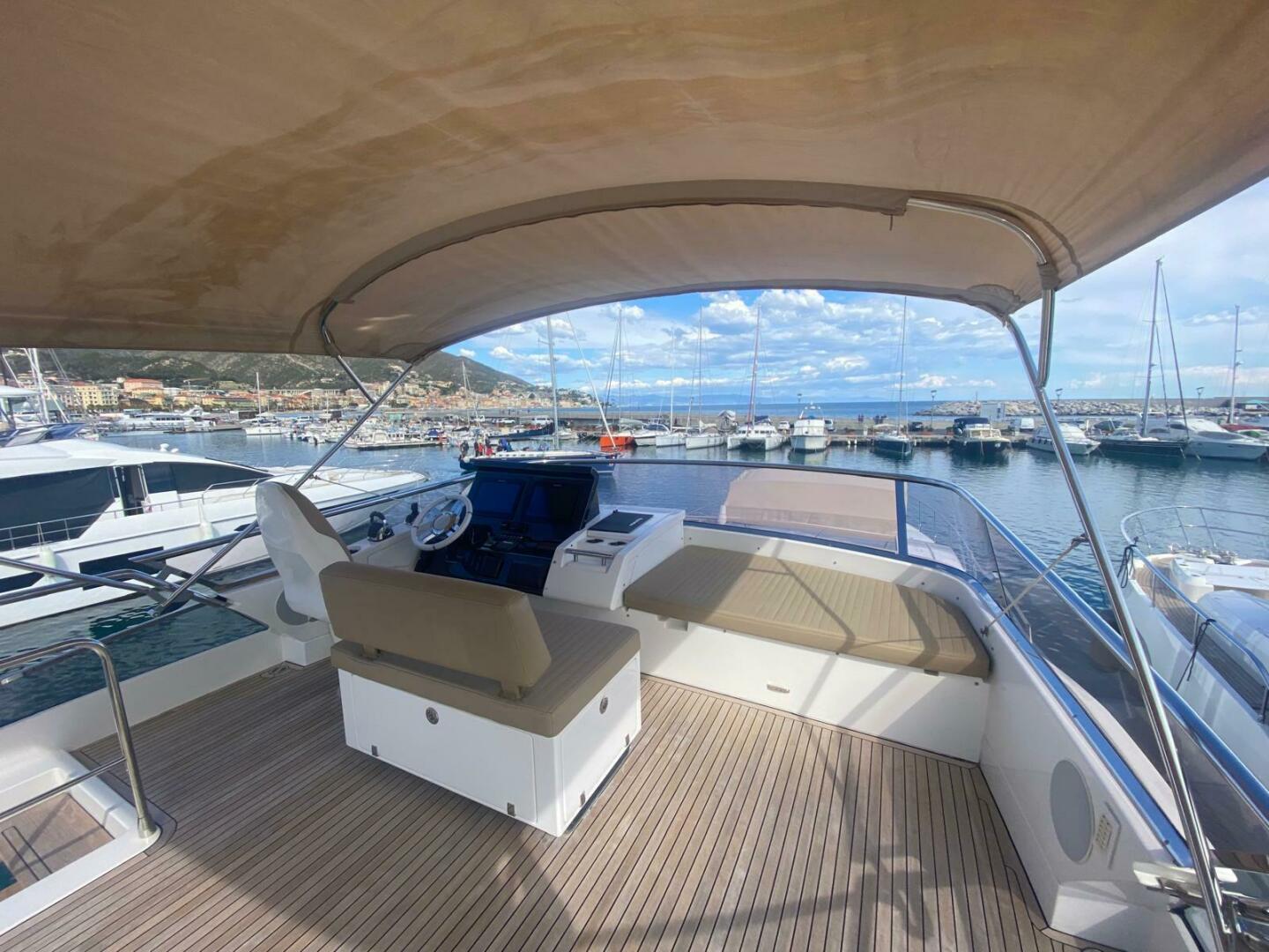 2016 Azimut 77S - Image 18