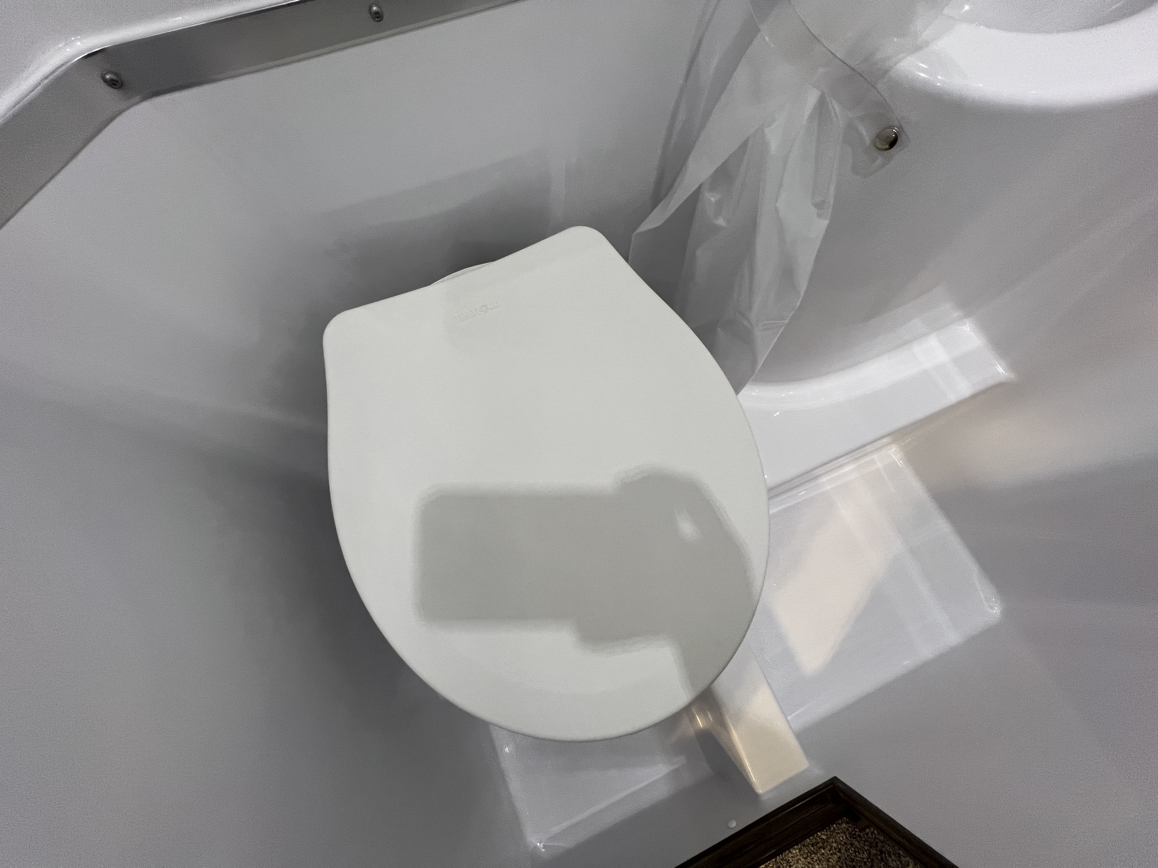 2027 NORTHERN LITE LIMITED EDITION 8-11 EX DRY BATH - Image 18