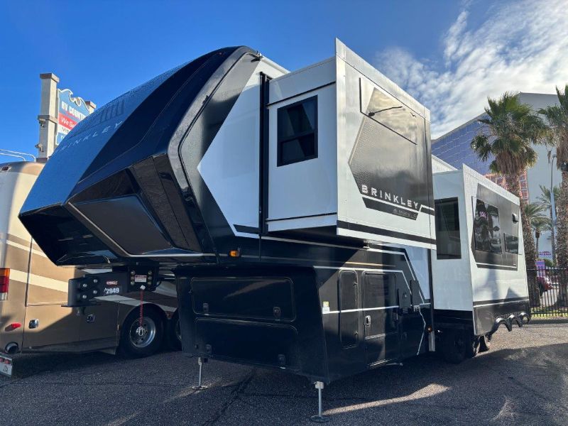 2026 Brinkley RV Model G 3250 - Image 2