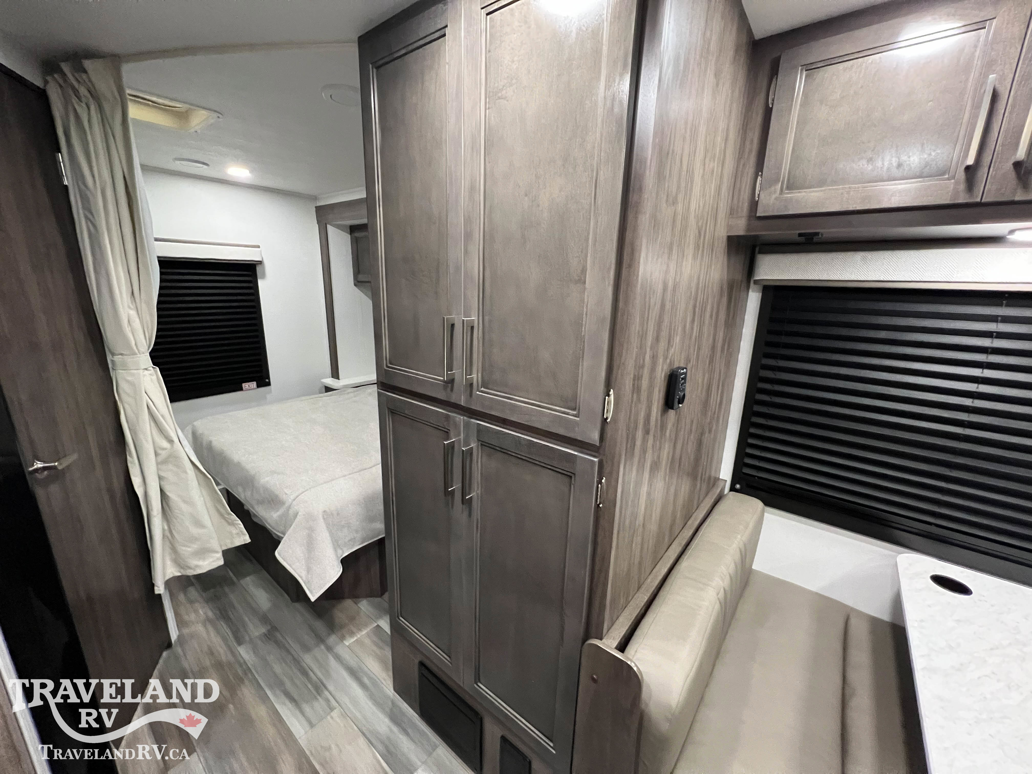 2026 Entegra Coach Odyssey SE 22C - Image 34
