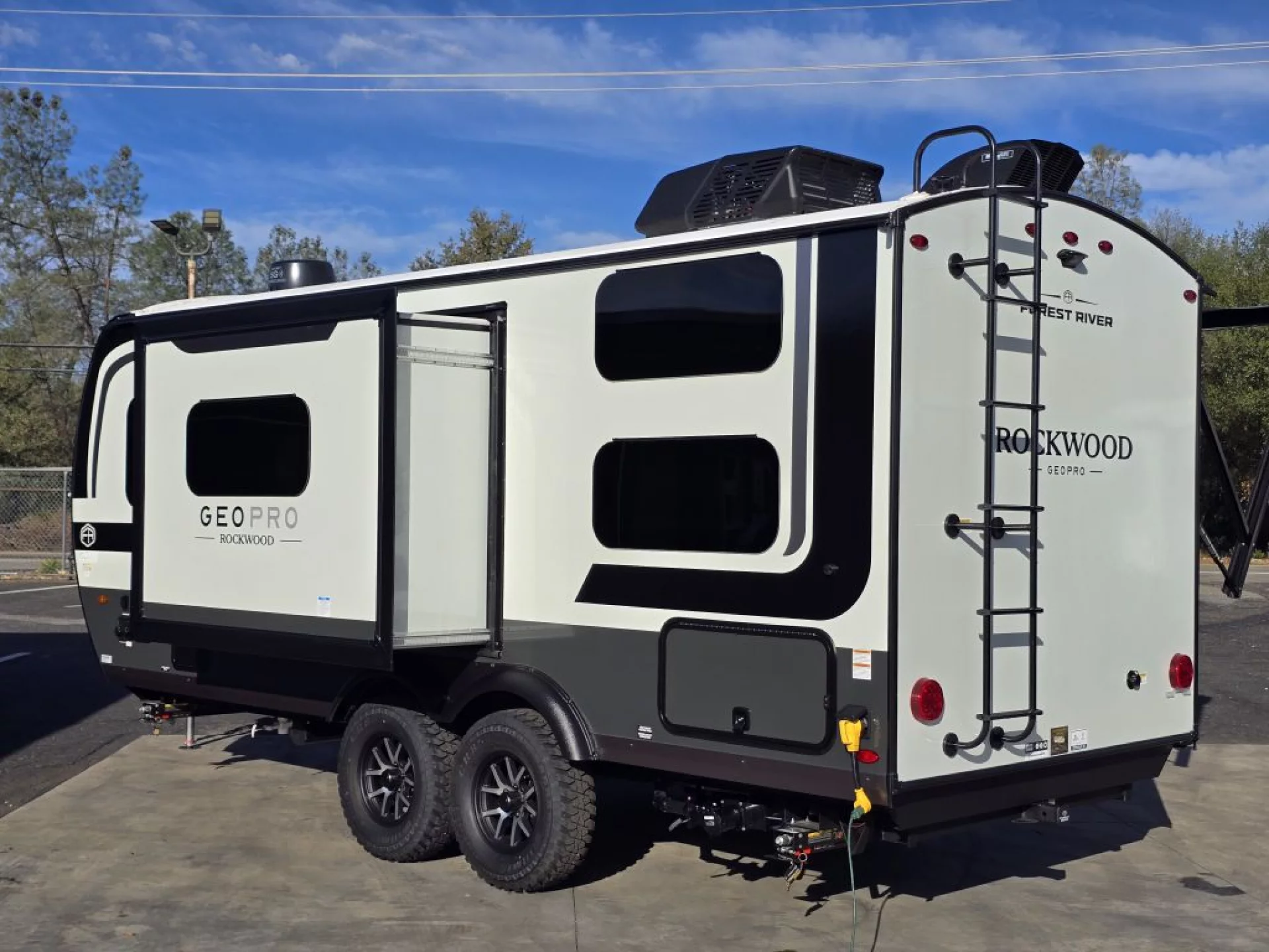 2026 FOREST RIVER ROCKWOOD GEO PRO 20BHT - Image 4