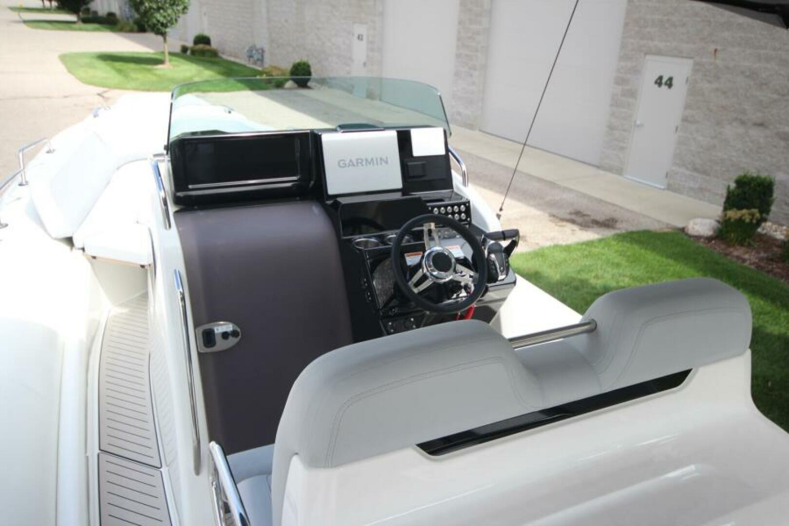 2024 Zodiac Medline 9 NEO - Image 50