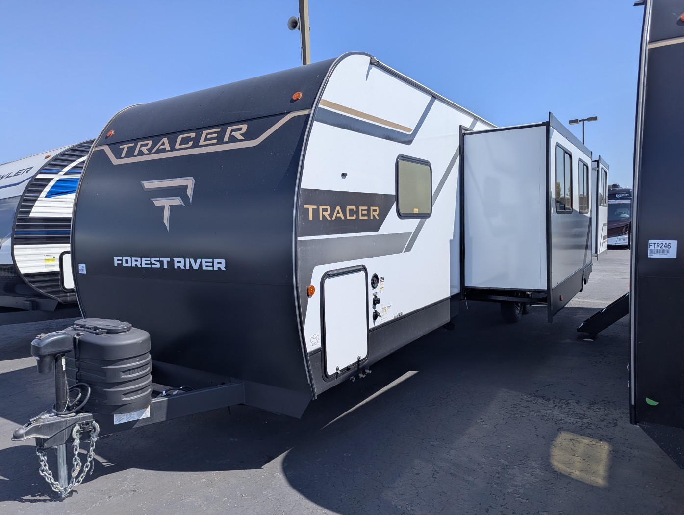 2026 Prime Time Tracer 295DB - Image 3